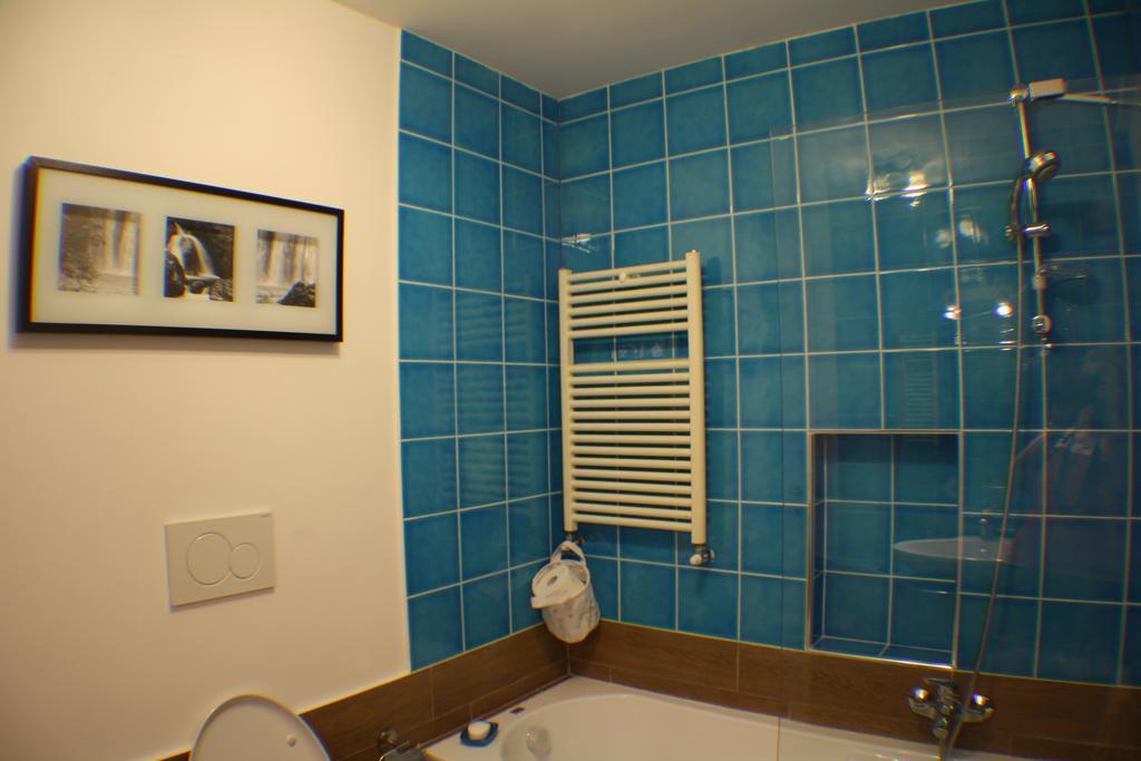 Conny's Apartment Rom